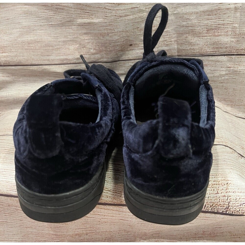EARTH Zinnia Navy Blue velvet sneakers Women’s Size 7 - Picture 3 of 8